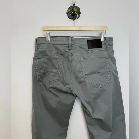 Mavi Zach Straight Leg Pant Men’s Size 33x34  Gray Casual Stretch - Picture 5 of 12